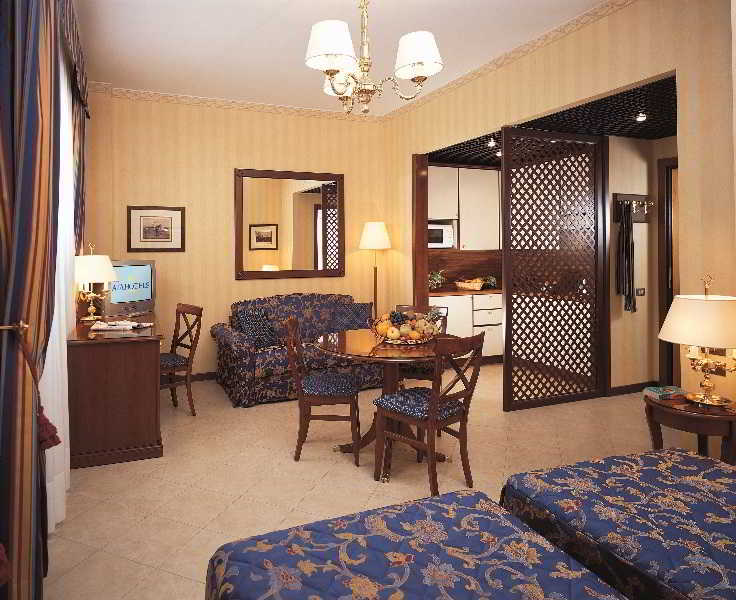 Unaway Hotel & Residence Linea Uno Milano Phòng bức ảnh