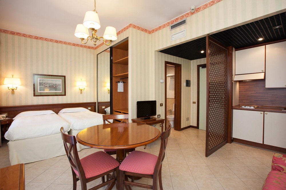 Unaway Hotel & Residence Linea Uno Milano Ngoại thất bức ảnh