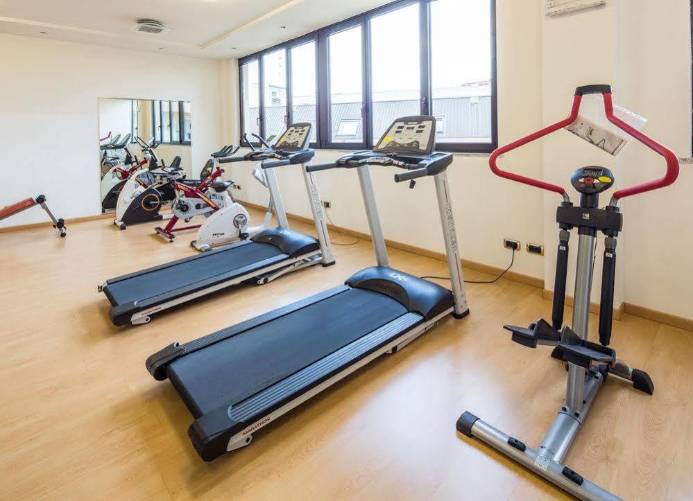 Unaway Hotel & Residence Linea Uno Milano Ngoại thất bức ảnh