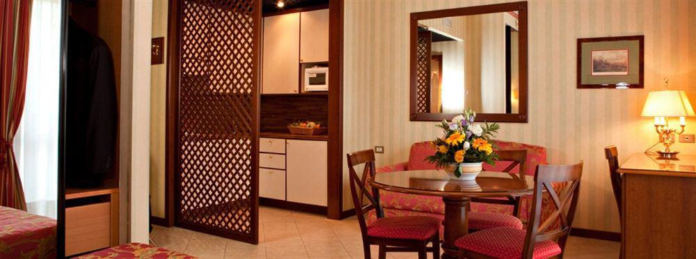 Unaway Hotel & Residence Linea Uno Milano Ngoại thất bức ảnh